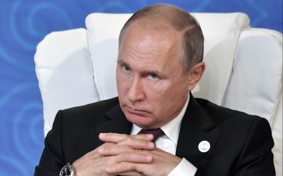 Los precios del petróleo y el gas se disparan en  Europa tras obligar Putin a comprar estos combustibles con rublos y a la nueva estrategia europea de GNL