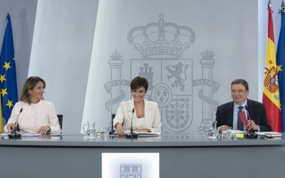 El Gobierno elimina el límite de 500 metros para el autoconsumo solar compartido a través de la red.